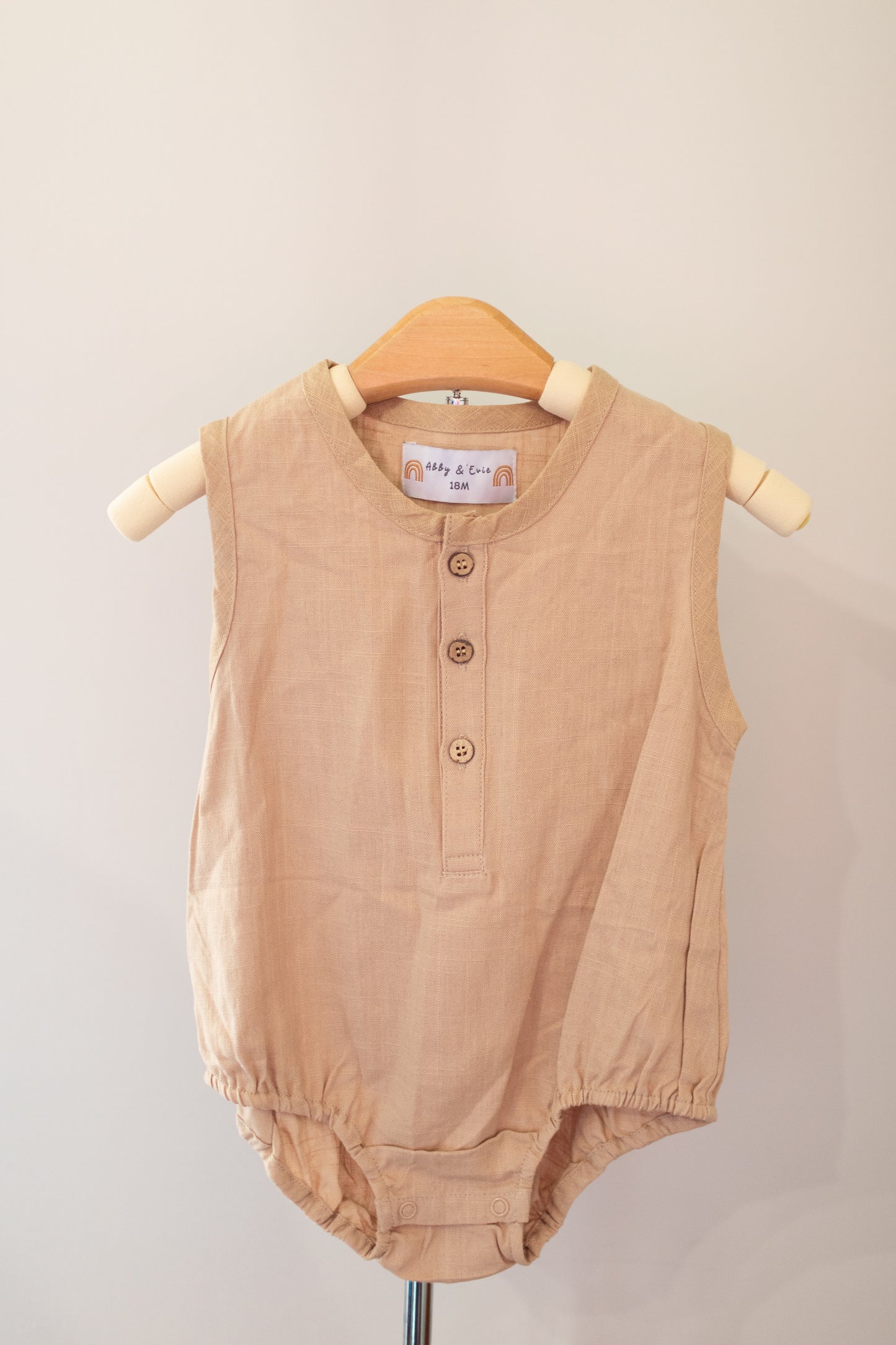 Tan Linen Bubble