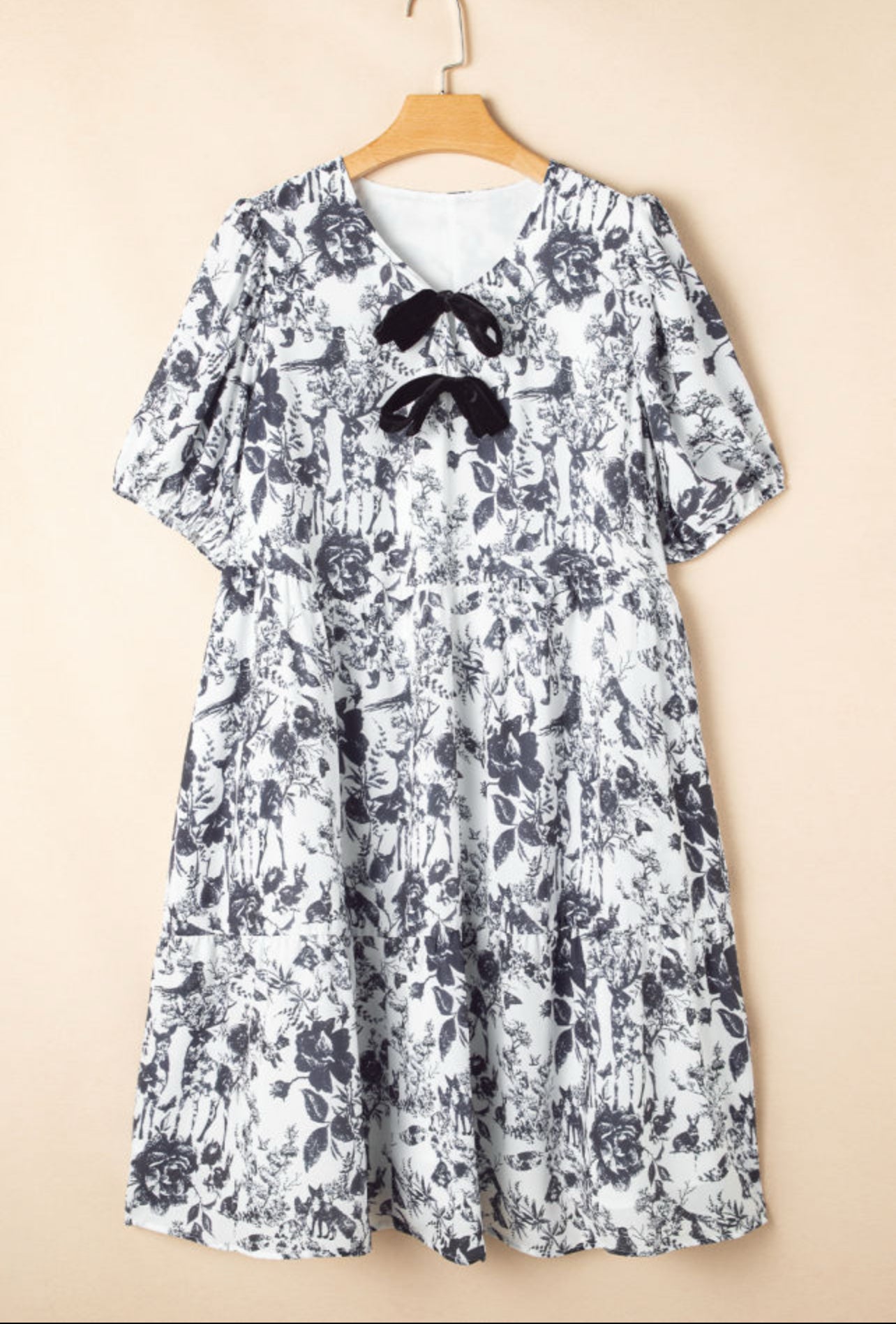 Black Floral Print Bow Dress With Puff Sleeves Plus Sized