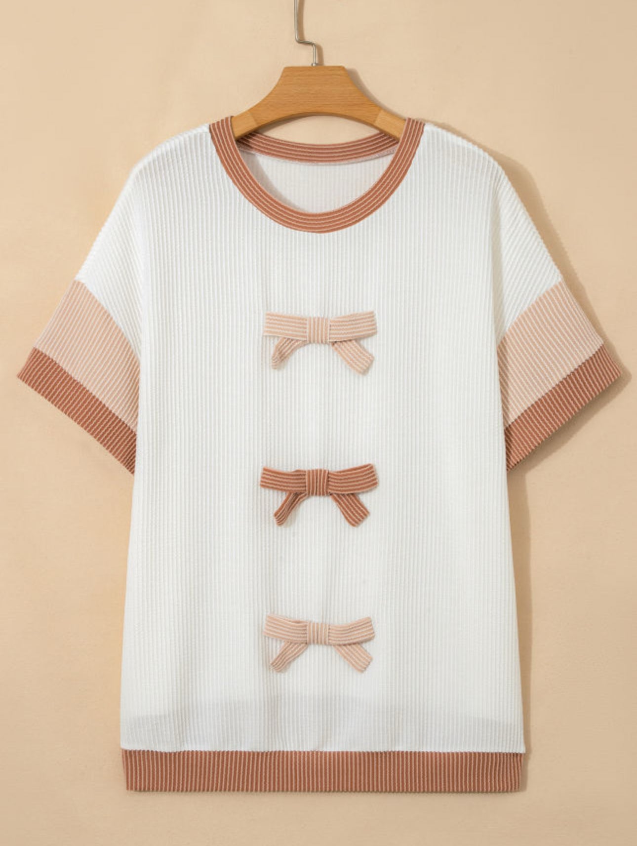 Bow knot Appliqué Plus Sized Ribbed Top