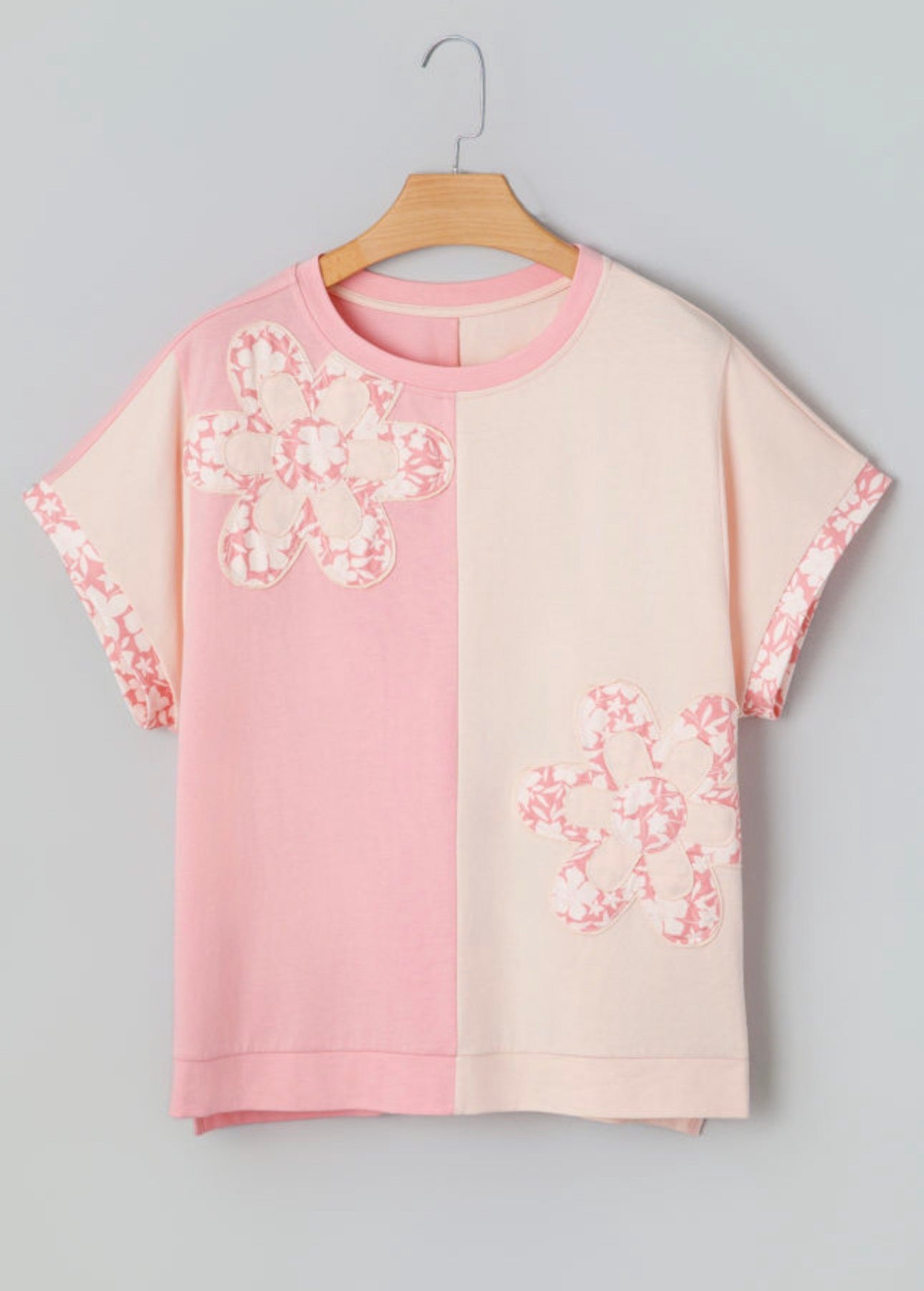 Apricot Color Block Flower Patched Loose TShirt