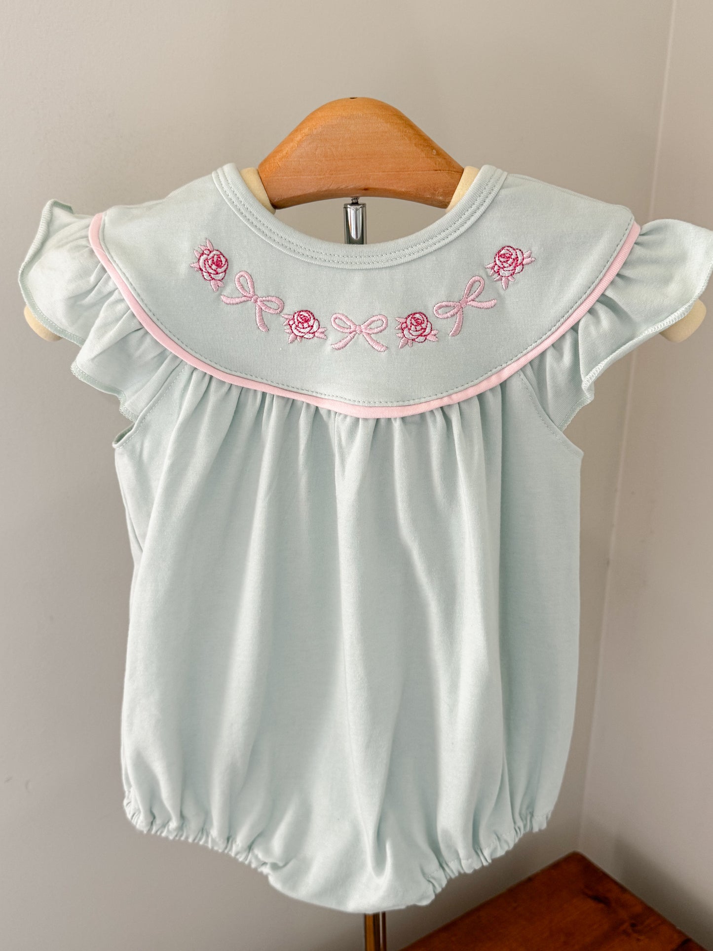 Mint Bow Bubble