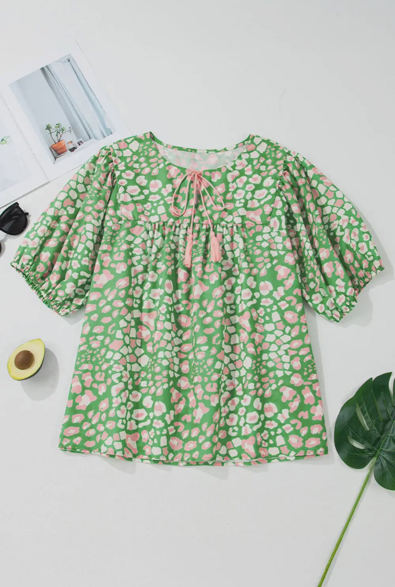 Plus Sized Abstract Puff Sleeve Spring Blouse Green